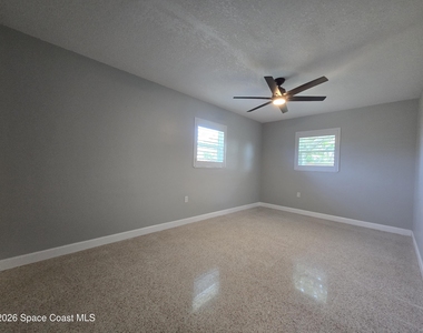 550 Capri Road - Photo Thumbnail 18