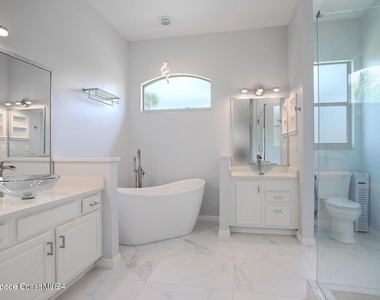 180 Tramore Place - Photo Thumbnail 13
