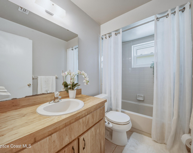 2224 Westminster Drive - Photo Thumbnail 12
