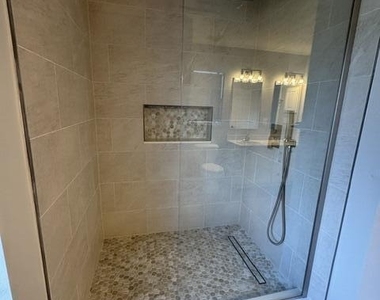 1483 Hemingway Boulevard - Photo Thumbnail 17