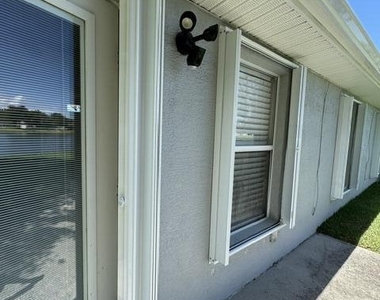 1483 Hemingway Boulevard - Photo Thumbnail 13