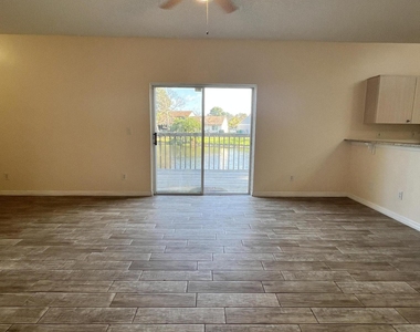 957 W Bimini Avenue W - Photo Thumbnail 4