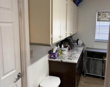 531 Inverness Avenue - Photo Thumbnail 9