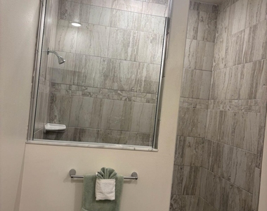647 Airoso Road Se - Photo Thumbnail 16