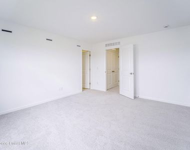 1918 Bluewater Lane - Photo Thumbnail 4