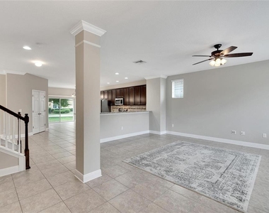 5320 Sagecrest Drive - Photo Thumbnail 2
