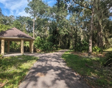 5320 Sagecrest Drive - Photo Thumbnail 44