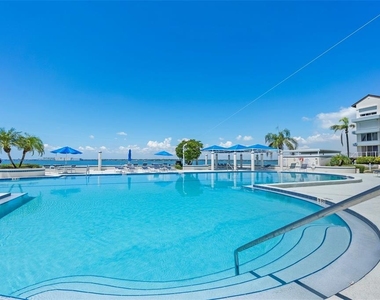 5155 Isla Key Boulevard S - Photo Thumbnail 15