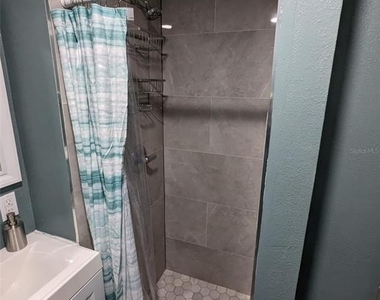 4538 W Minnehaha Street - Photo Thumbnail 7