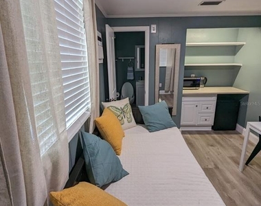 4538 W Minnehaha Street - Photo Thumbnail 4