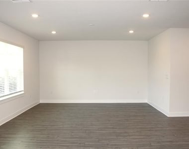 30600 Thunderbird Drive - Photo Thumbnail 34