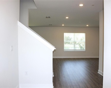 30600 Thunderbird Drive - Photo Thumbnail 29