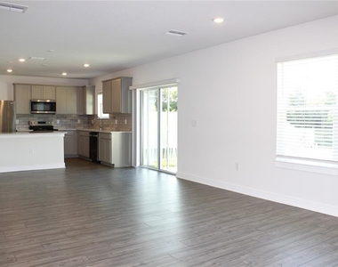 30600 Thunderbird Drive - Photo Thumbnail 35