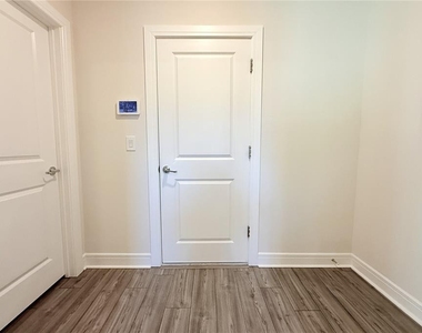 30600 Thunderbird Drive - Photo Thumbnail 28