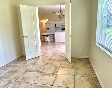 4416 Redcoat Drive - Photo Thumbnail 12