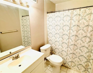 5508 Pokeweed Court - Photo Thumbnail 16