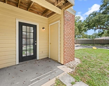 8641 Fancy Finch Drive - Photo Thumbnail 19