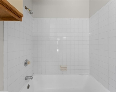 8641 Fancy Finch Drive - Photo Thumbnail 16