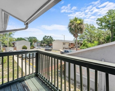 12407 Oak Cedar Place - Photo Thumbnail 10
