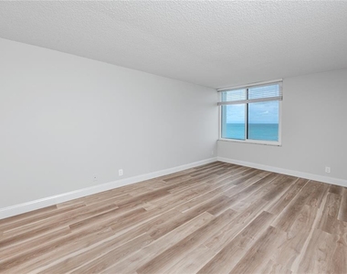 7100 Sunset Way - Photo Thumbnail 17