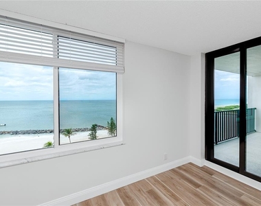 7100 Sunset Way - Photo Thumbnail 18