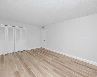 7100 Sunset Way - Photo Thumbnail 25