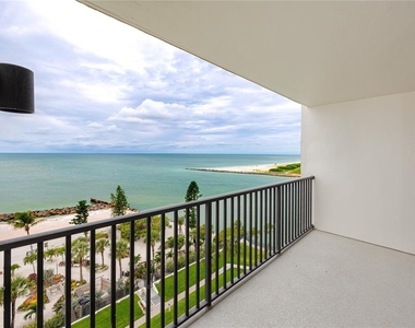 7100 Sunset Way - Photo Thumbnail 15