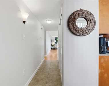 2612 Pearce Drive - Photo Thumbnail 2