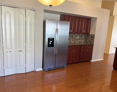 924 Ridge Haven Drive - Photo Thumbnail 4