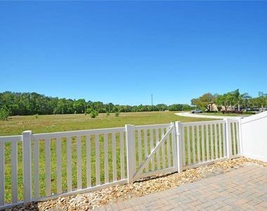 11925 Greengate Drive - Photo Thumbnail 33