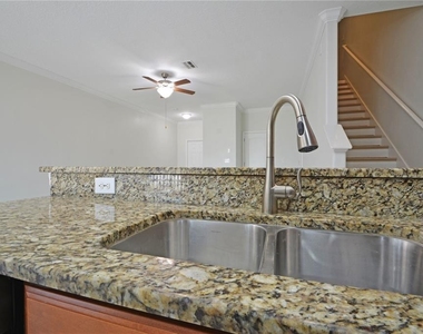 11925 Greengate Drive - Photo Thumbnail 20