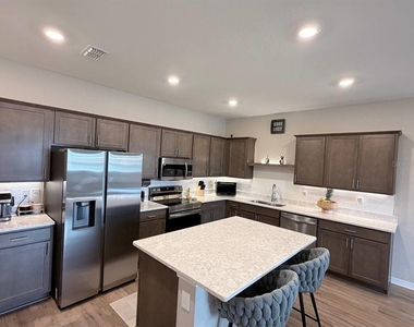 380 Huckleberry Blossom Drive - Photo Thumbnail 8