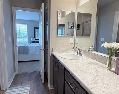 380 Huckleberry Blossom Drive - Photo Thumbnail 23