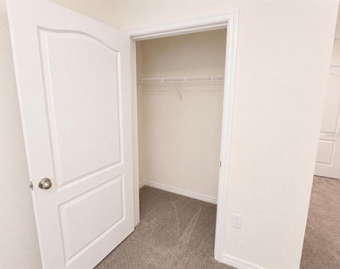 2199 Longleaf Road - Photo Thumbnail 8