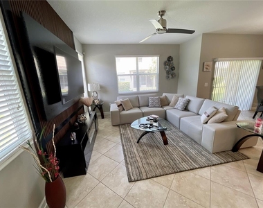 15246 Harrington Cove Drive - Photo Thumbnail 9