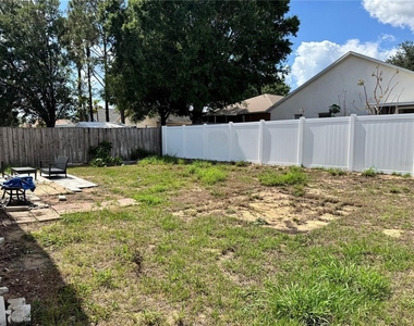 260 Piccolo Way - Photo Thumbnail 3