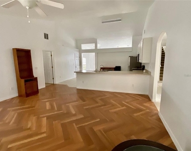511 Coventry Road - Photo Thumbnail 5