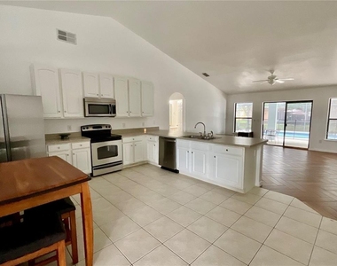 511 Coventry Road - Photo Thumbnail 4