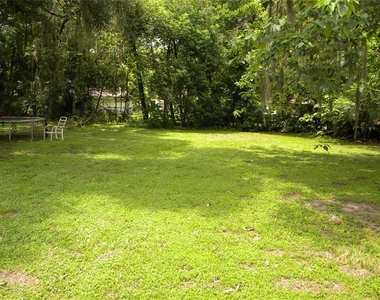 1016 Ne 8th Avenue - Photo Thumbnail 3
