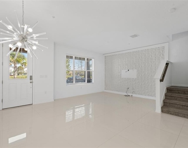 10251 Highline Crest Street - Photo Thumbnail 18