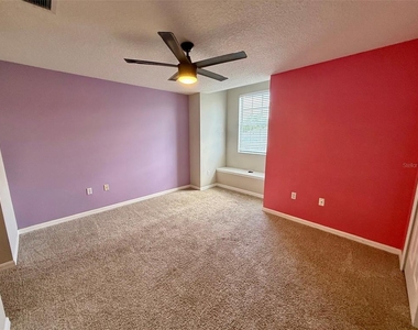 3421 Home Town Lane - Photo Thumbnail 13