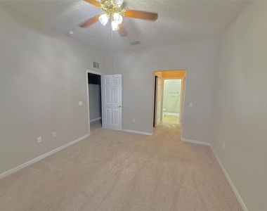 3421 Home Town Lane - Photo Thumbnail 9