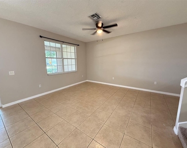3421 Home Town Lane - Photo Thumbnail 7