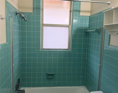 639 E Amelia Street - Photo Thumbnail 1