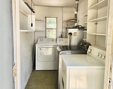 123 S Arlington Avenue - Photo Thumbnail 10