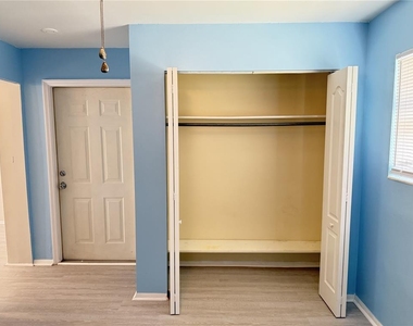 123 S Arlington Avenue - Photo Thumbnail 11