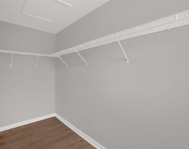 5167 Caspian Street - Photo Thumbnail 24