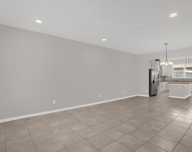 5167 Caspian Street - Photo Thumbnail 2