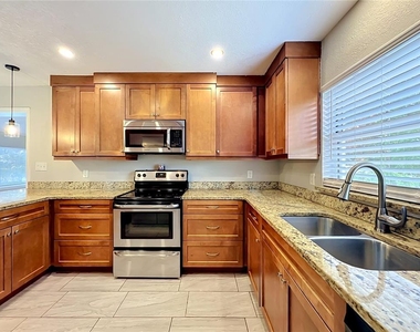 3012 Rogan Road - Photo Thumbnail 8