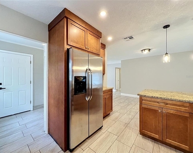 3012 Rogan Road - Photo Thumbnail 10